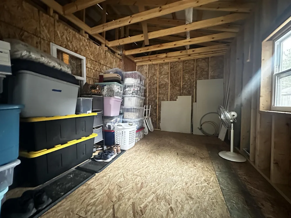 16928 6th Street Wellston, MI 49689