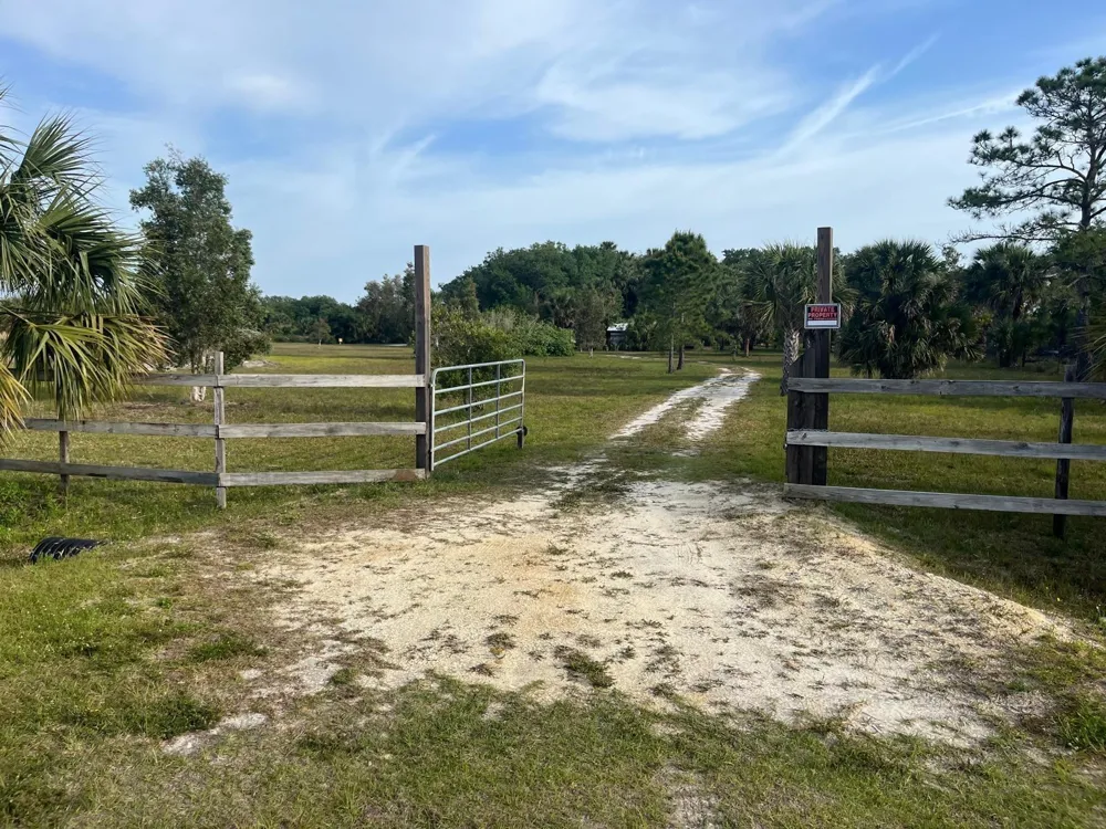 15148 NW 288th Street Okeechobee, FL 34972