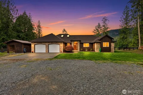 15619 Trangen Loop Road