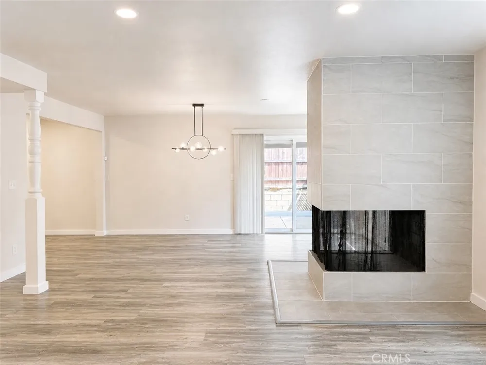 1260 Grove Avenue Upland, CA 91786