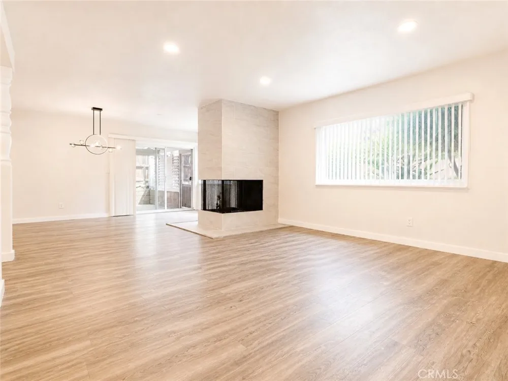 1260 Grove Avenue Upland, CA 91786
