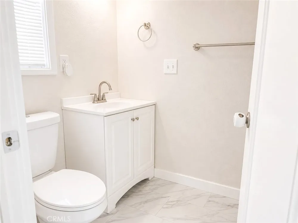 1260 Grove Avenue Upland, CA 91786