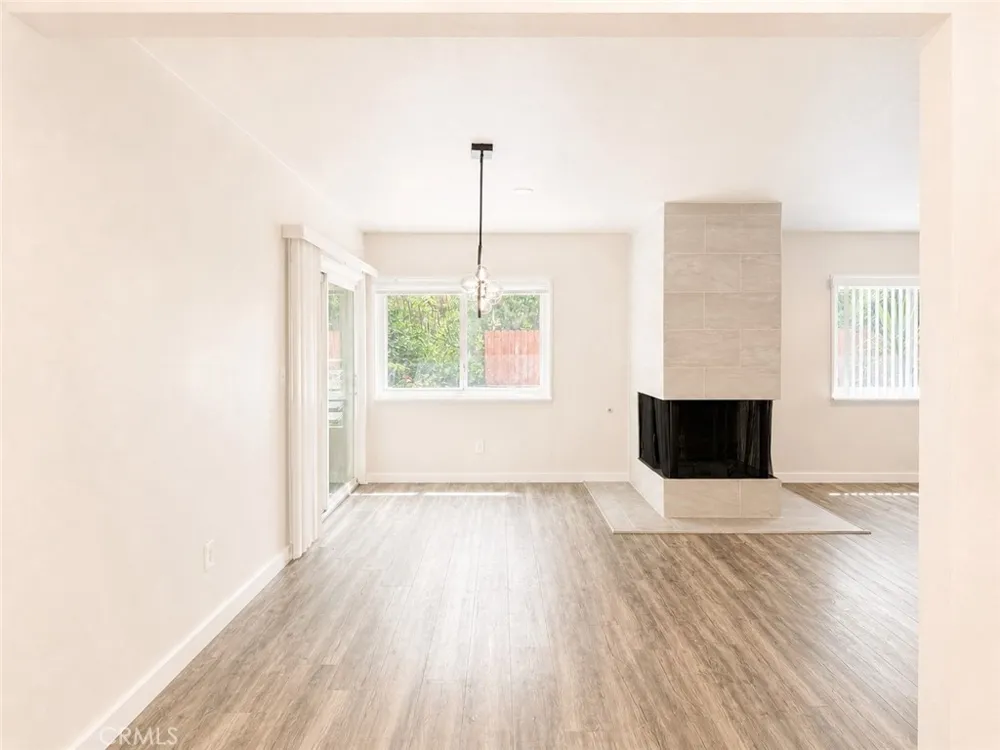 1260 Grove Avenue Upland, CA 91786