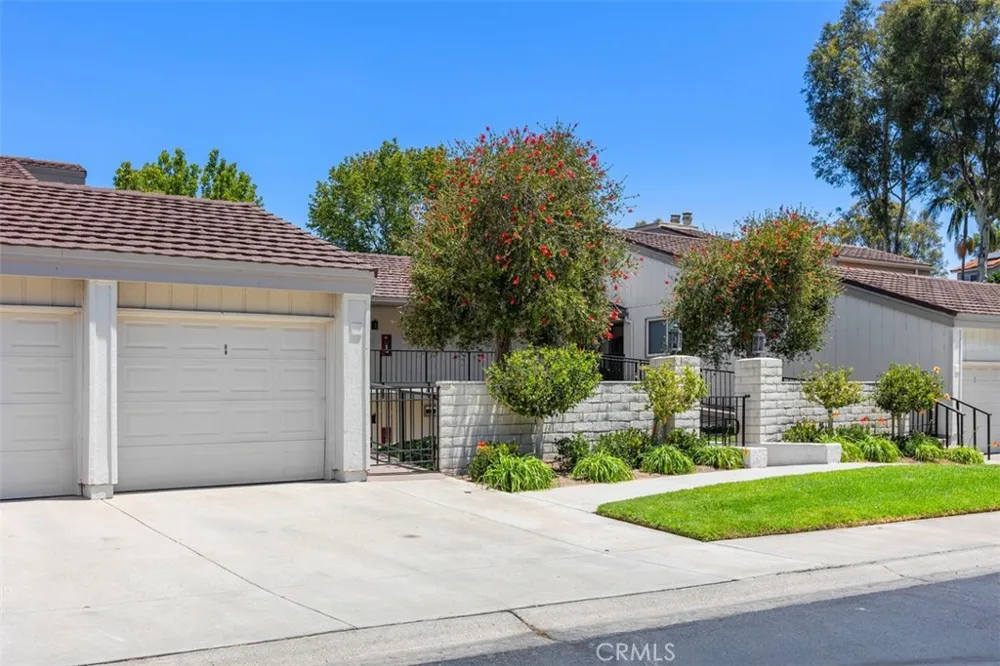 3425 Bahia Blanca W #B Laguna Woods, CA 92637
