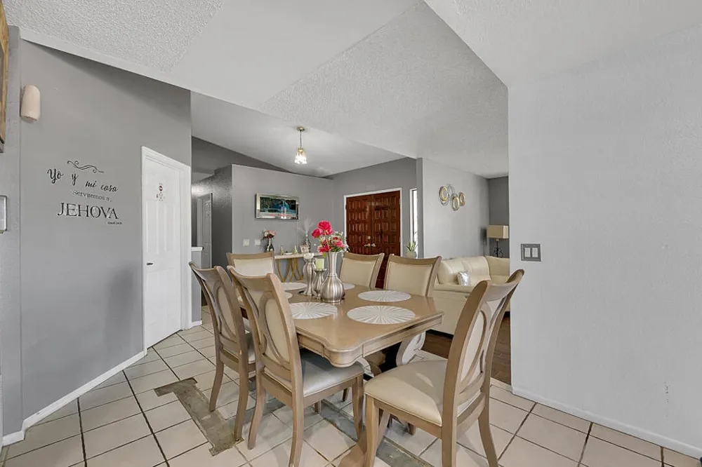 79671 Port Royal Avenue Bermuda Dunes, CA 92203