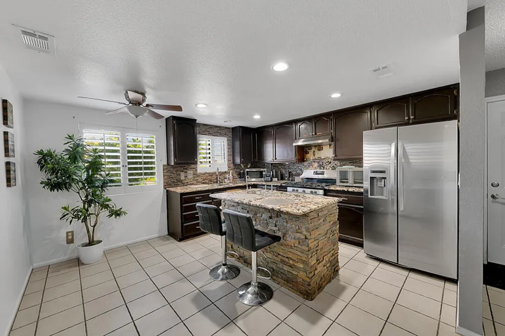79671 Port Royal Avenue Bermuda Dunes, CA 92203