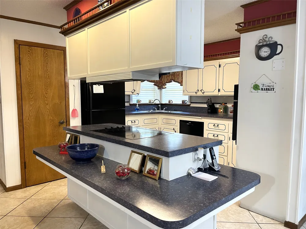 403 Hall Street Fairfield, TX 75840