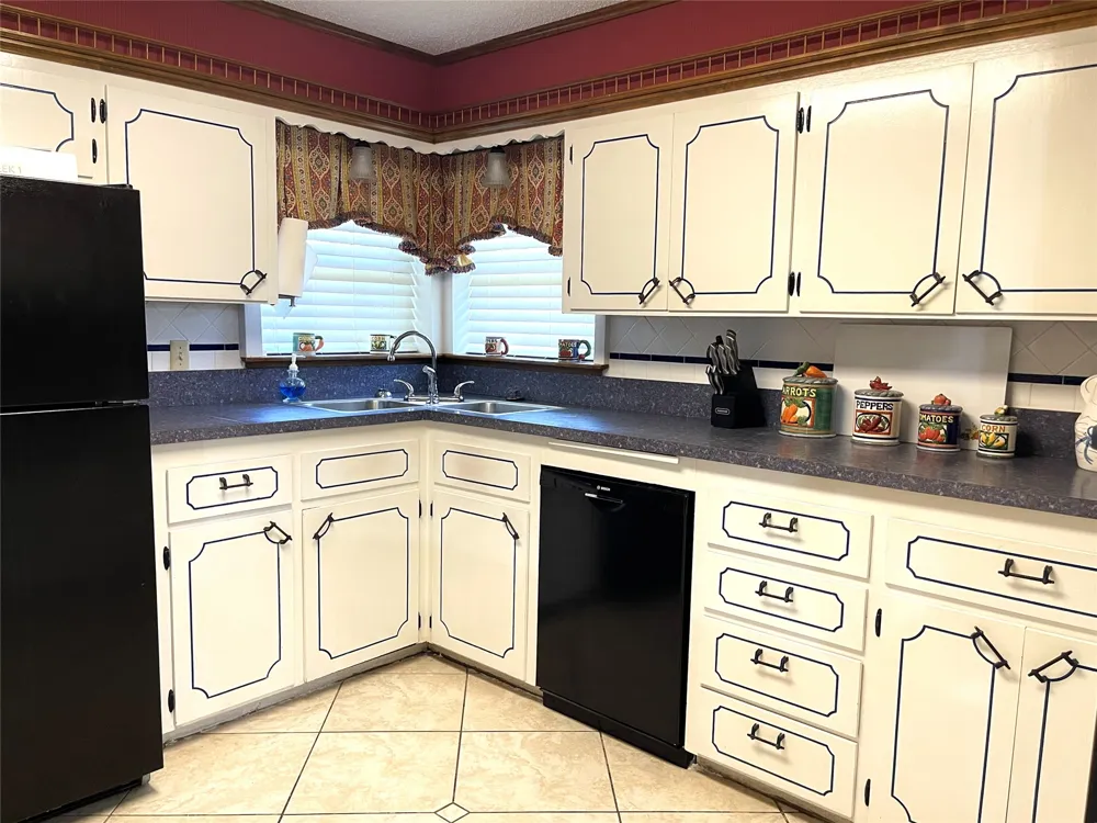 403 Hall Street Fairfield, TX 75840