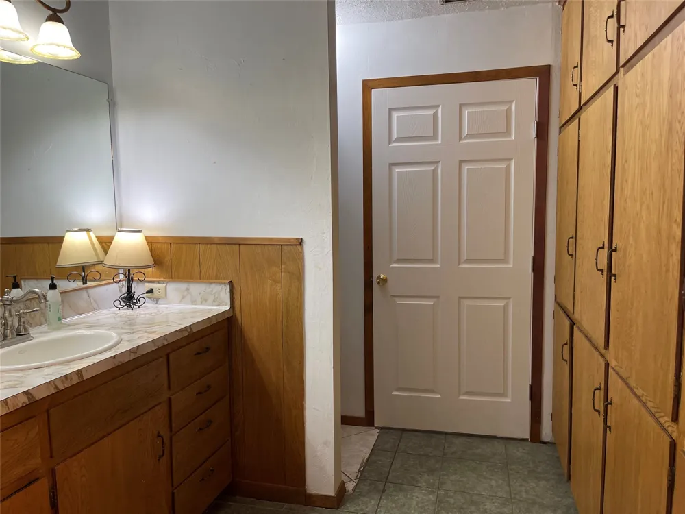 403 Hall Street Fairfield, TX 75840