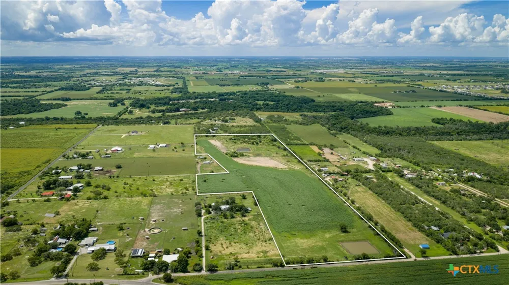 173401 Fargoer Way Marion, TX 78124
