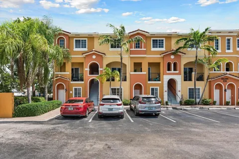131 NW 2nd Avenue #3