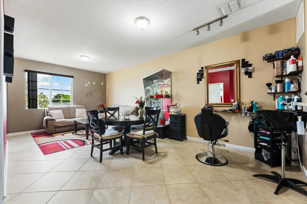 131 NW 2nd Avenue #3 