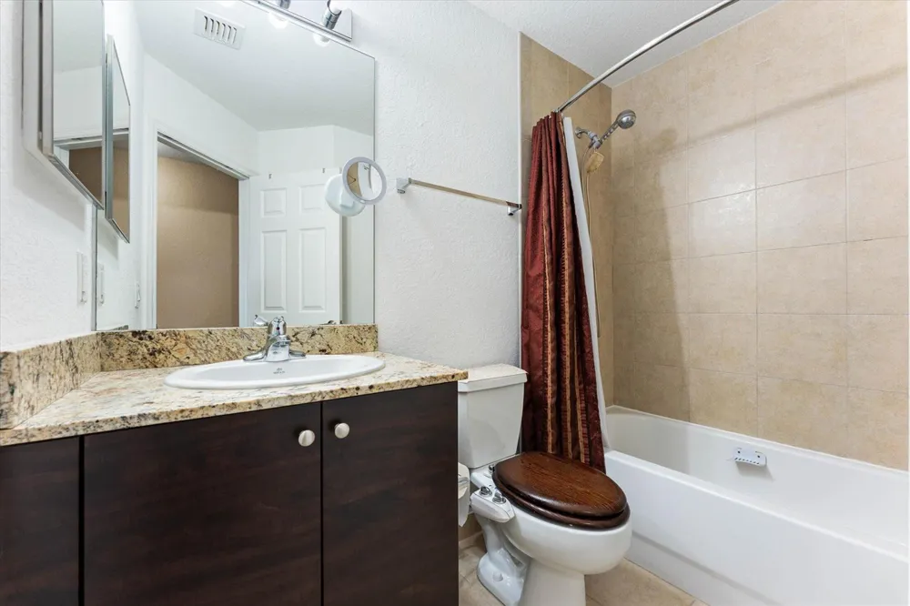 131 NW 2nd Avenue #3 
