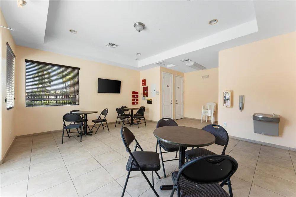 131 NW 2nd Avenue #3 