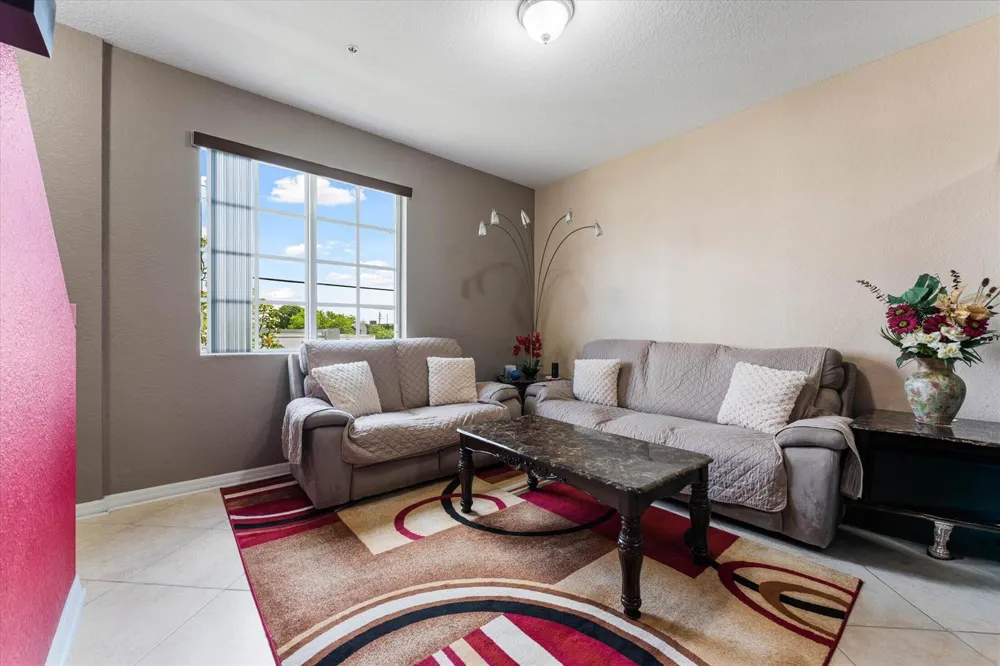 131 NW 2nd Avenue #3 