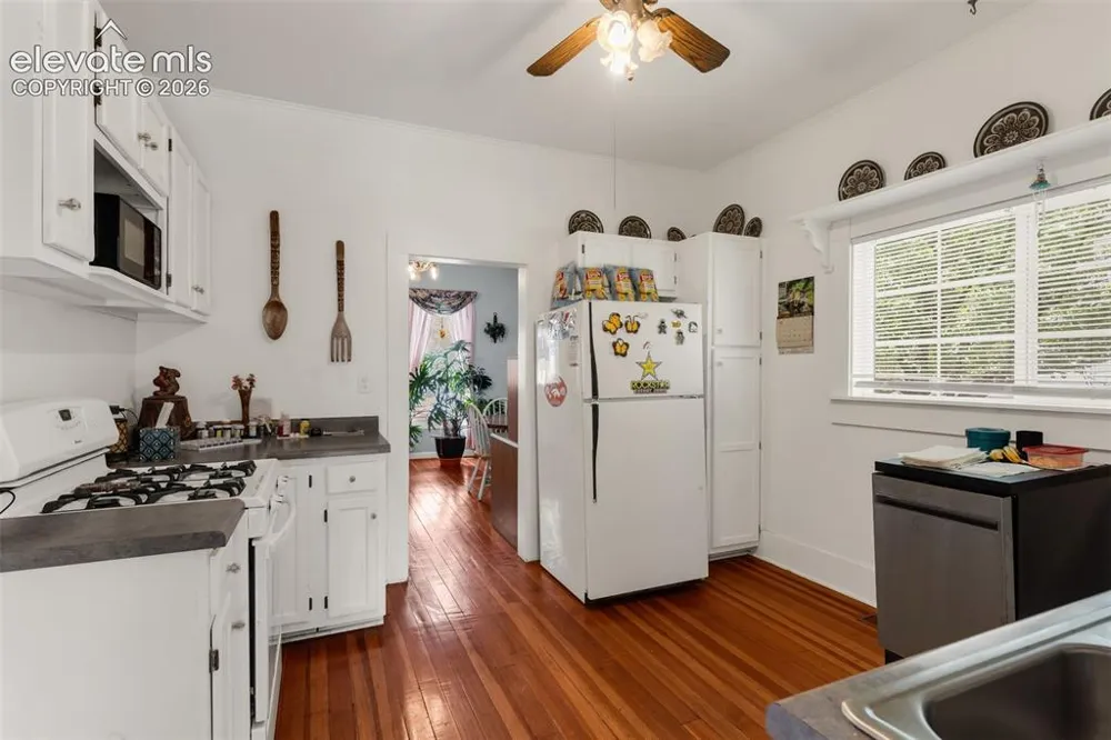 425 Pine Avenue Canon City, CO 81212