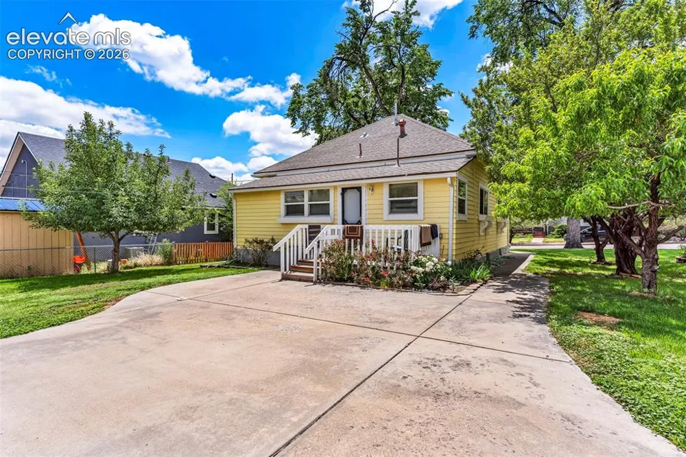 425 Pine Avenue Canon City, CO 81212