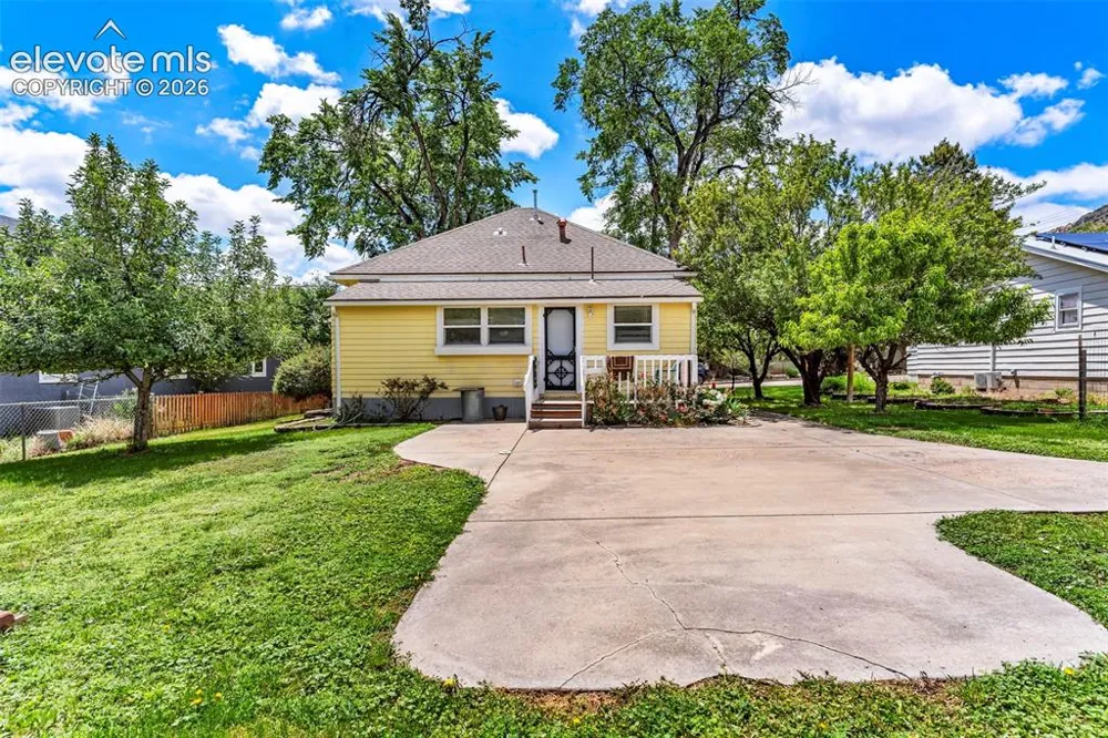 425 Pine Avenue Canon City, CO 81212