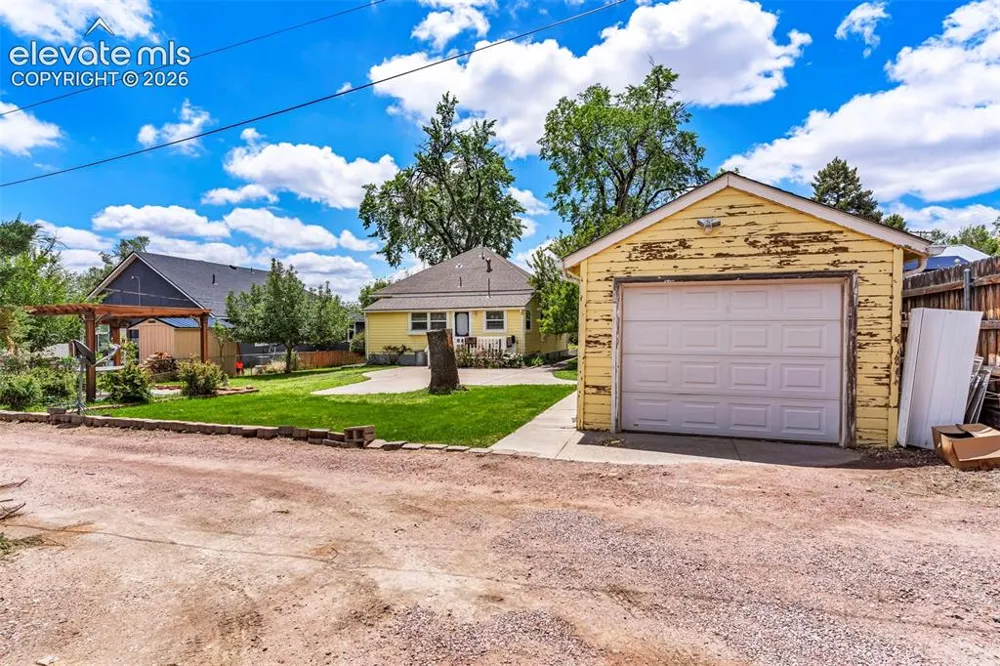 425 Pine Avenue Canon City, CO 81212