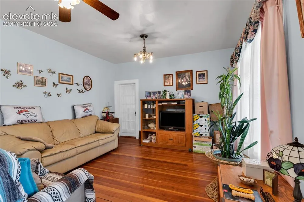 425 Pine Avenue Canon City, CO 81212