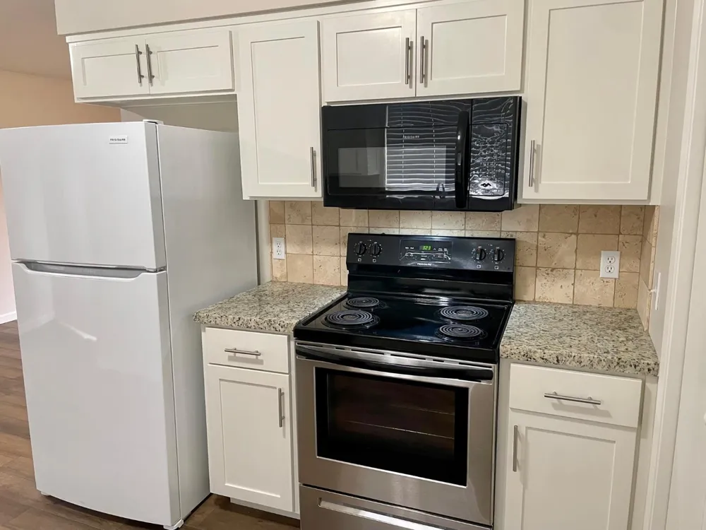 363 E Florinda Street Hanford, CA 93230