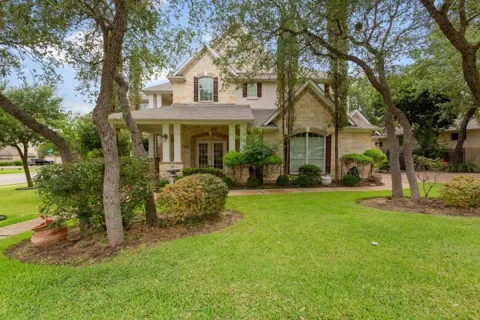 1442 River Forest Drive
