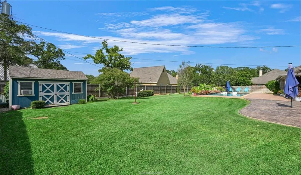 1108 Honeysuckle Ln Caldwell, TX 77836