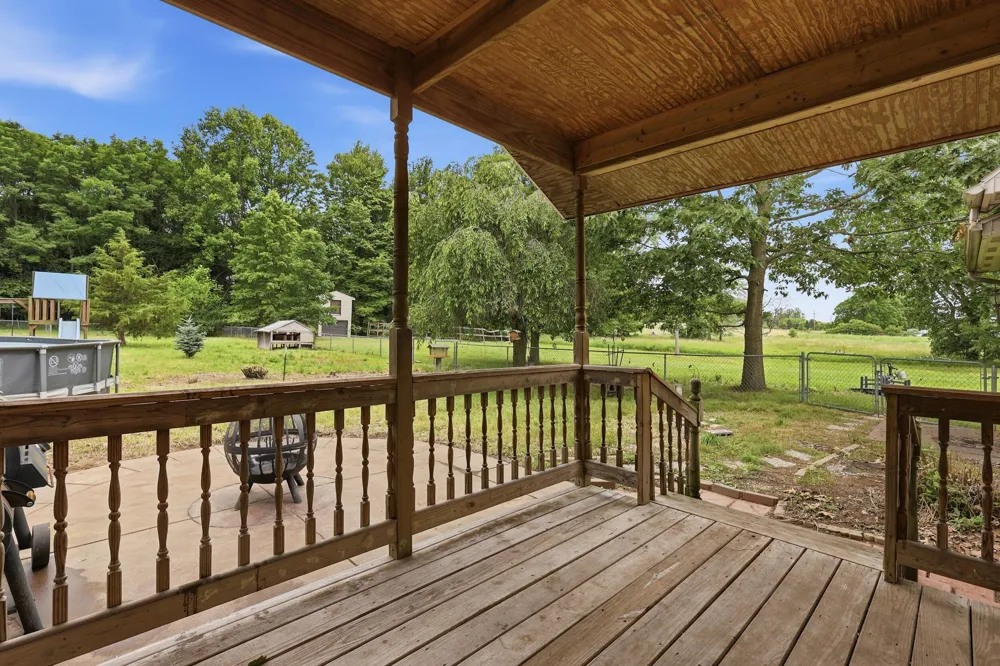 5850 E Napier Avenue Bainbridge Township, MI 49022