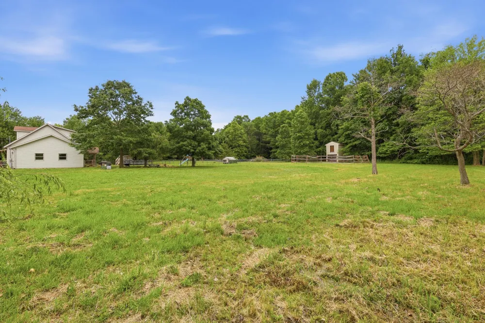 5850 E Napier Avenue Bainbridge Township, MI 49022