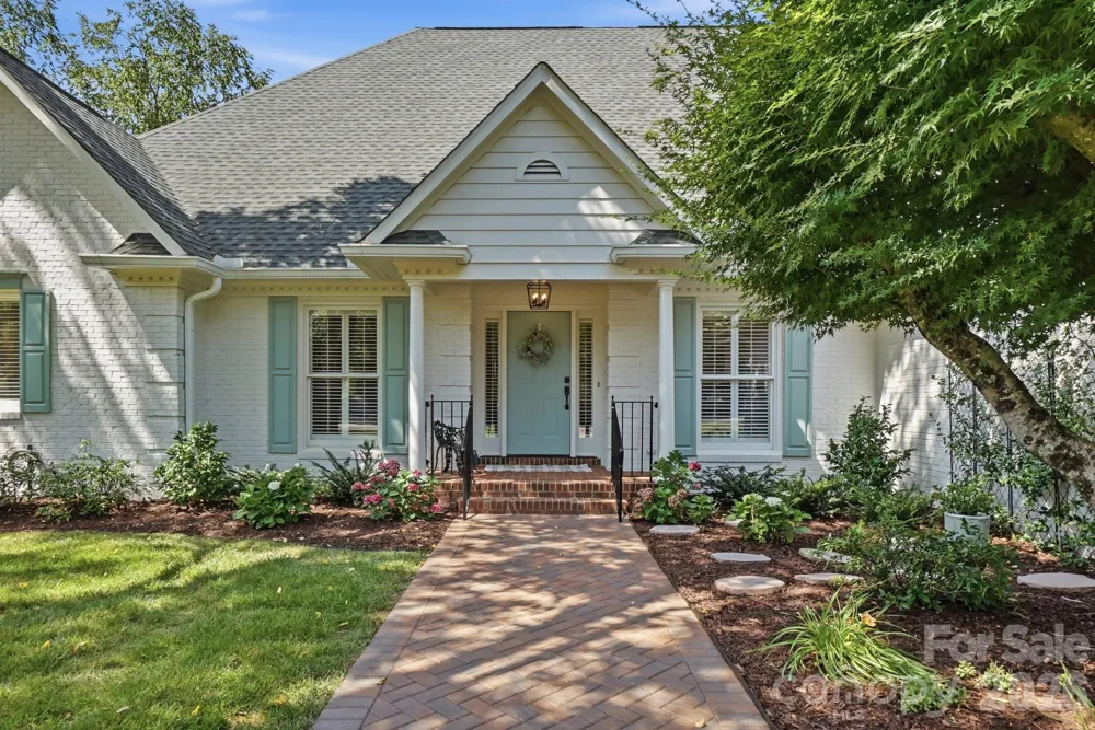 1136 Concord Road Davidson, NC 28036