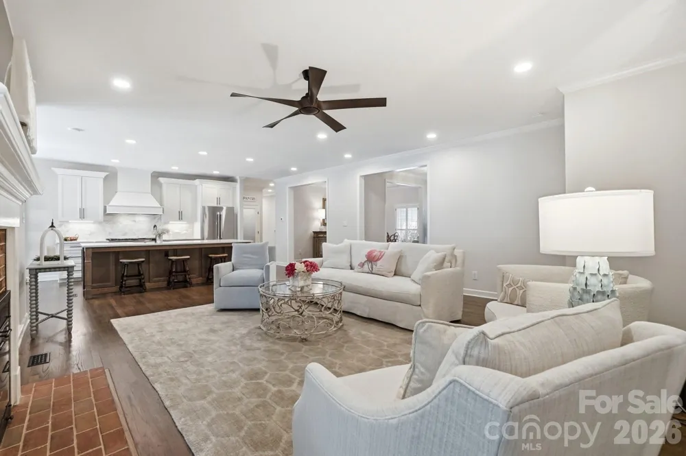 1136 Concord Road Davidson, NC 28036