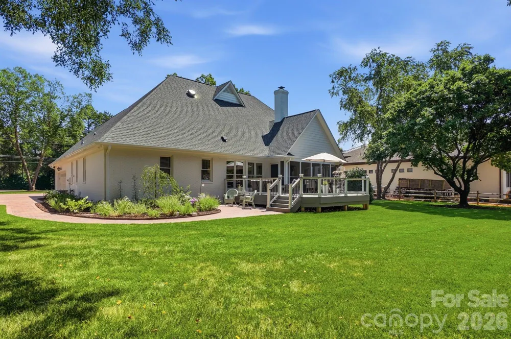 1136 Concord Road Davidson, NC 28036