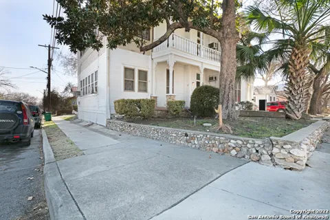 822 E Carson St Unit 7