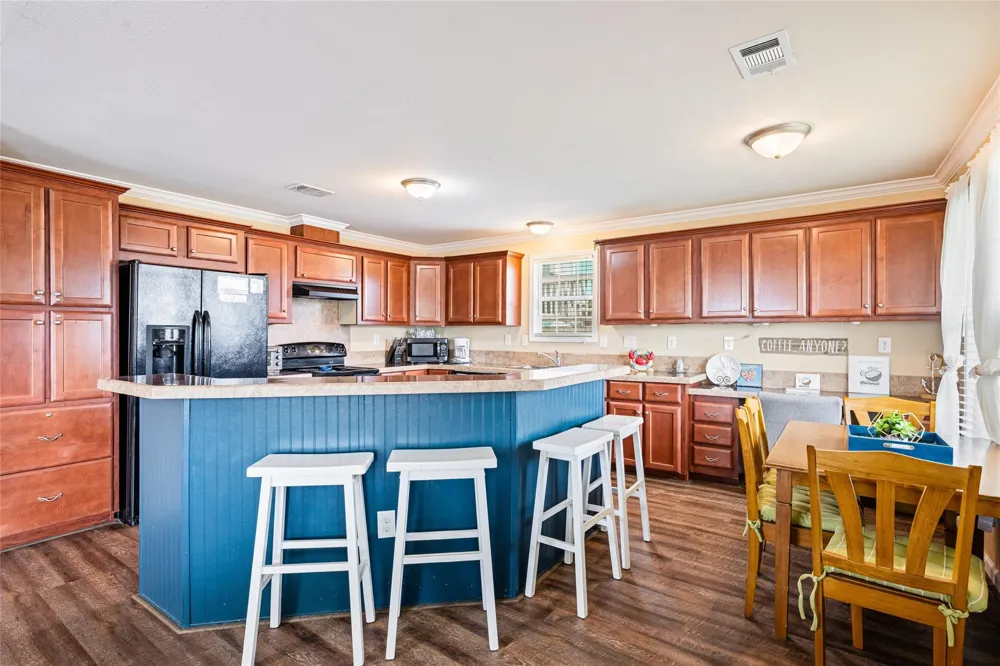 975 S Redfish Crystal Beach, TX 77650