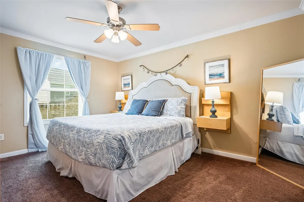 975 S Redfish Crystal Beach, TX 77650