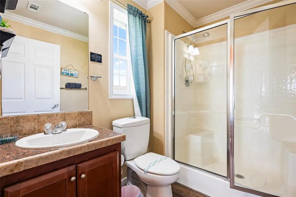 975 S Redfish Crystal Beach, TX 77650