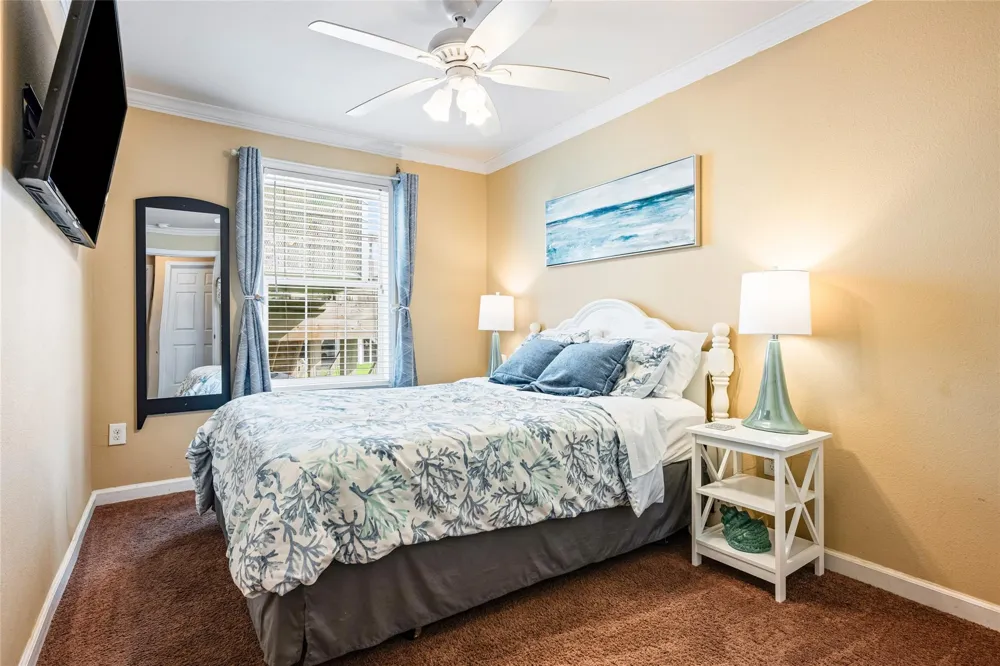 975 S Redfish Crystal Beach, TX 77650