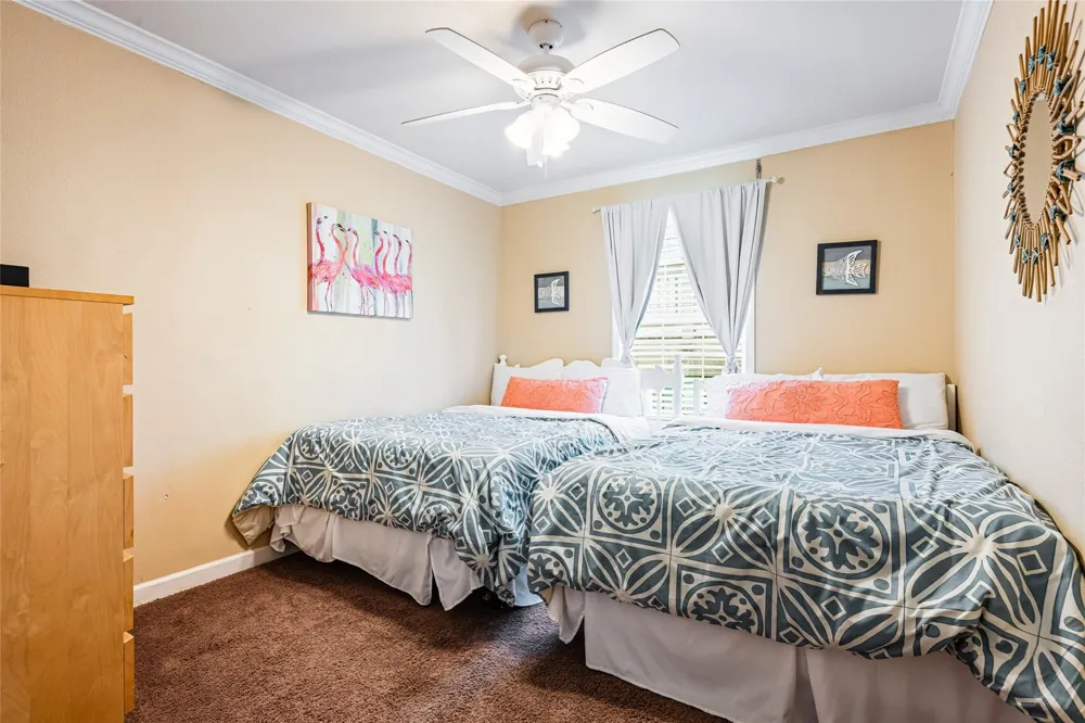 975 S Redfish Crystal Beach, TX 77650