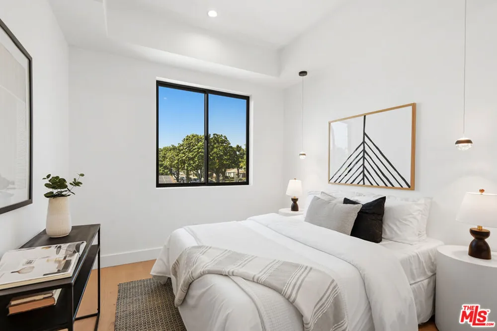4095 Sawtelle Boulevard #C Culver City, CA 90066