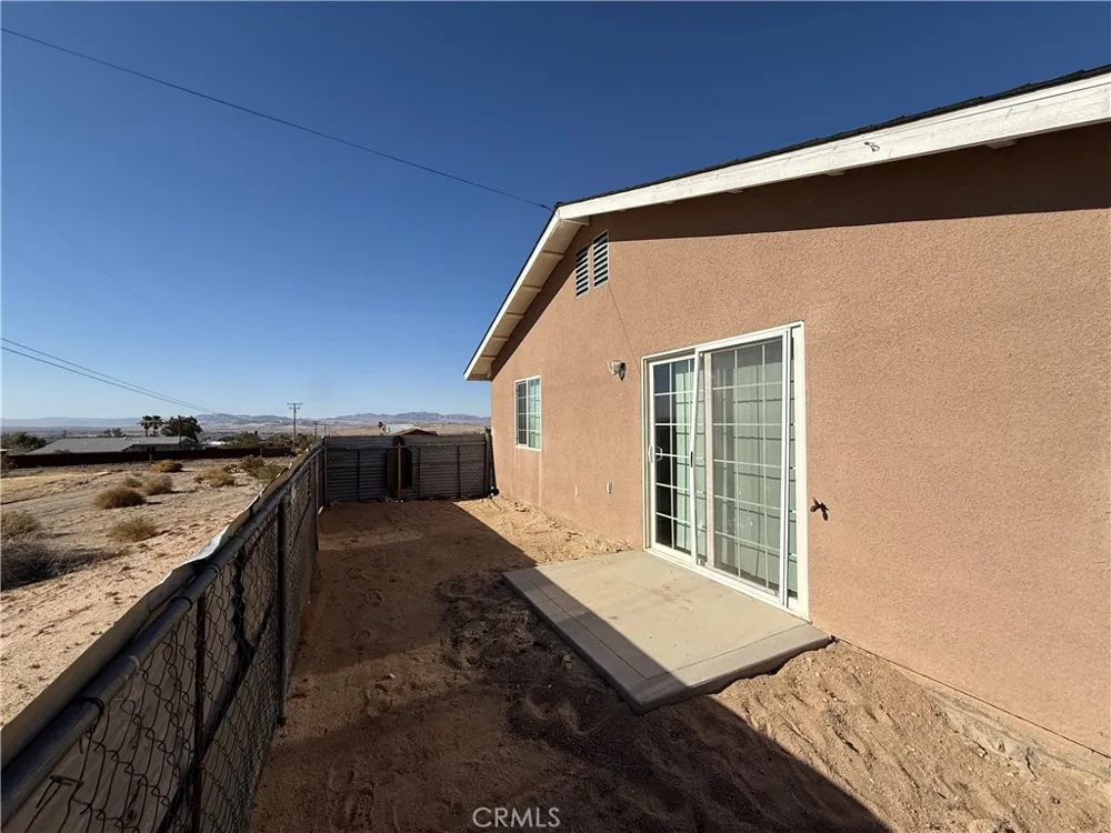 7620 Bedouin 29 Palms, CA 92277