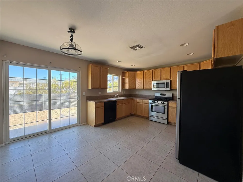 7620 Bedouin 29 Palms, CA 92277