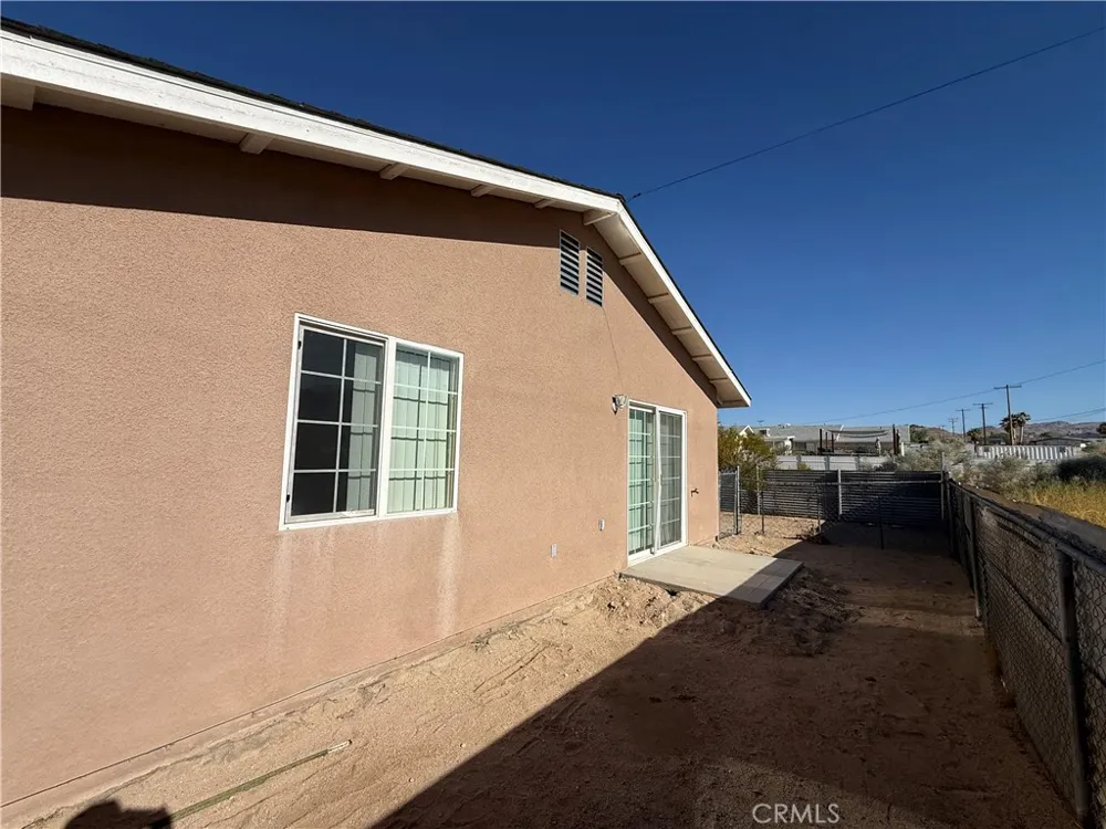 7620 Bedouin 29 Palms, CA 92277
