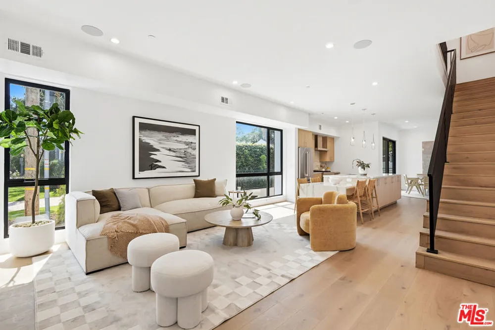 4095 Sawtelle Boulevard #A Culver City, CA 90066