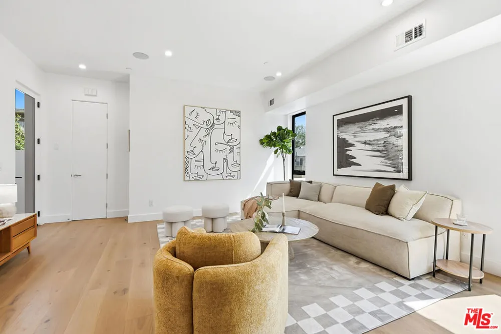 4095 Sawtelle Boulevard #A Culver City, CA 90066