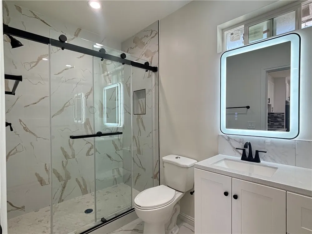 6724 Nagle Van Nuys, CA 91401