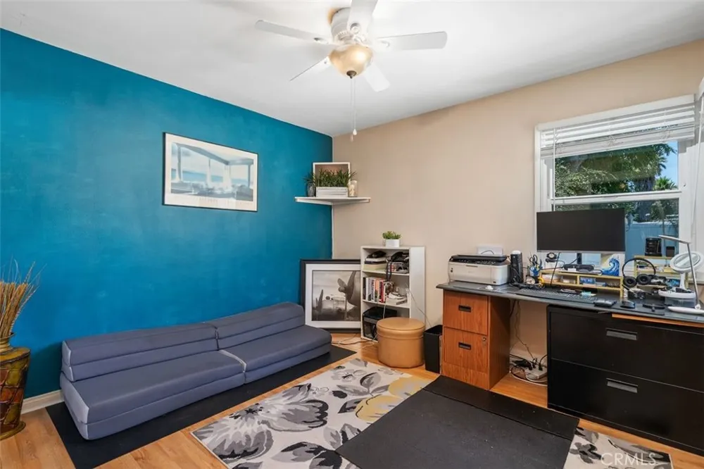 6613 Randi Avenue Woodland Hills, CA 91303