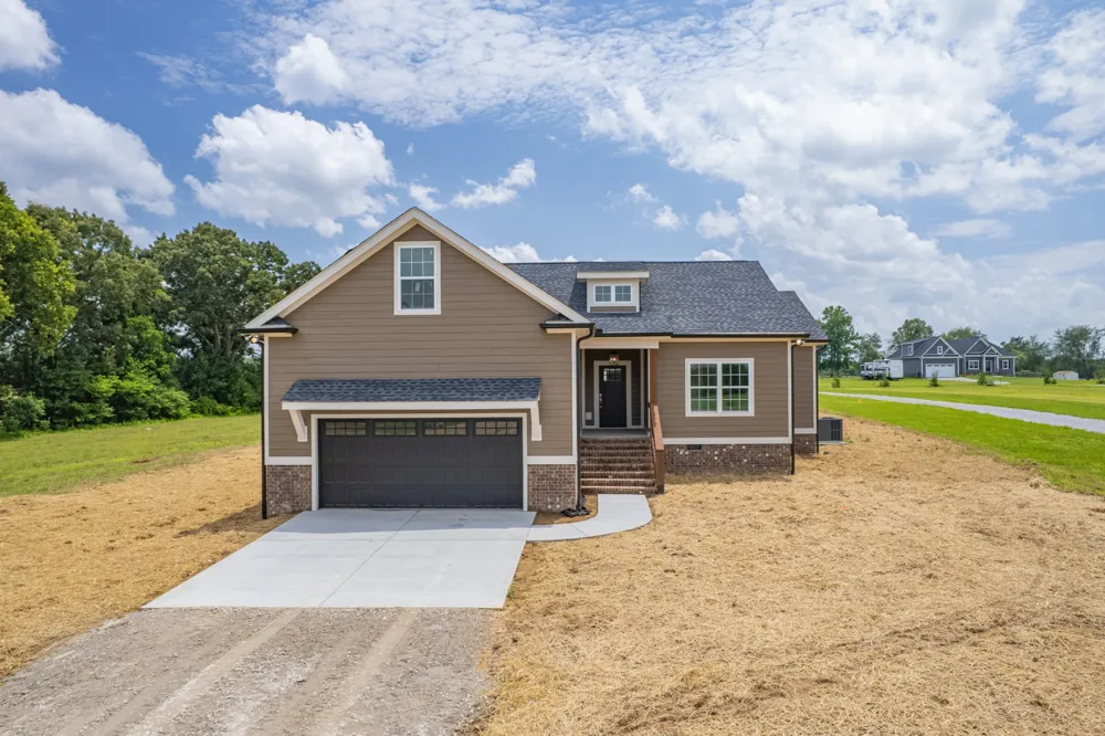 370 Dugout Rd Summertown, TN 38483