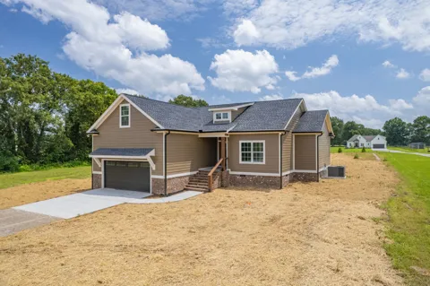 370 Dugout Rd