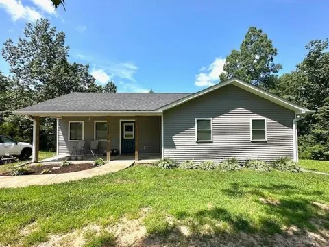 2082 AIRPORT RIDGE RD
