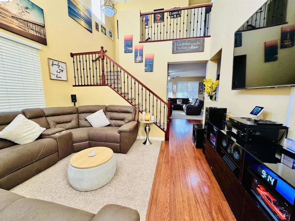 9332 Jacks Pl Patterson, CA 95363
